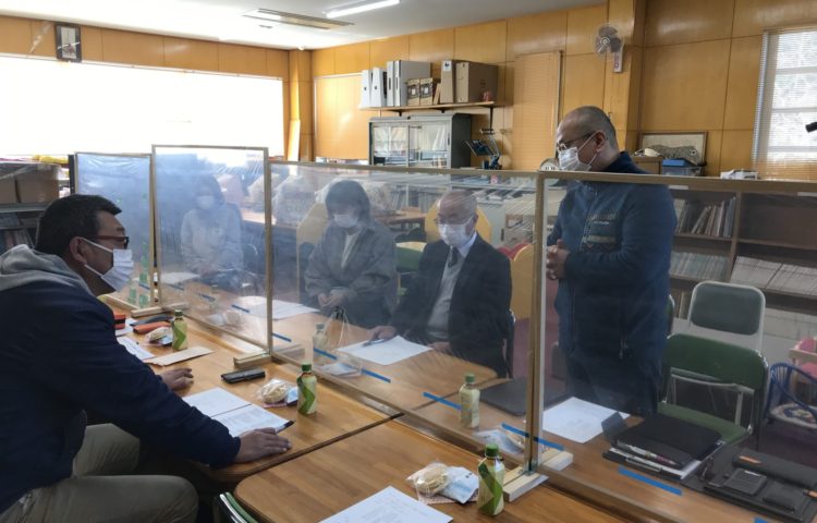 【学校評議員会がありました】