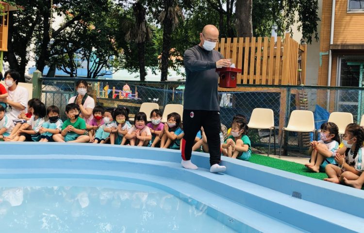 【プール開きと園内研修（心肺蘇生法）】