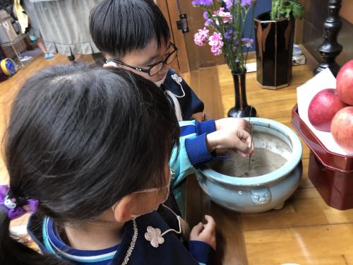 【ぜんぶ自分達で】