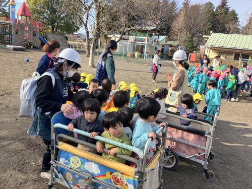 【避難訓練：地震】