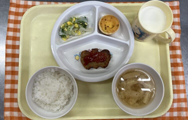 【給食紹介】2024.10.30　１日早いハロウィンメニュー