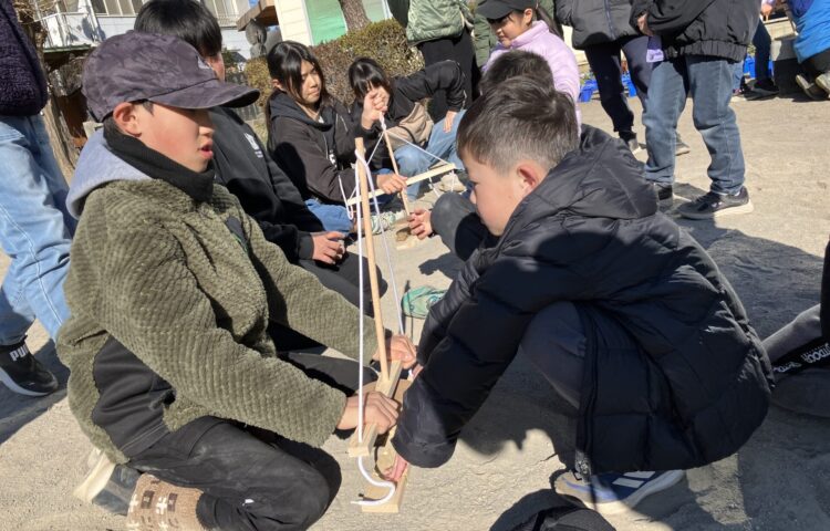 【みんなで協力して…】